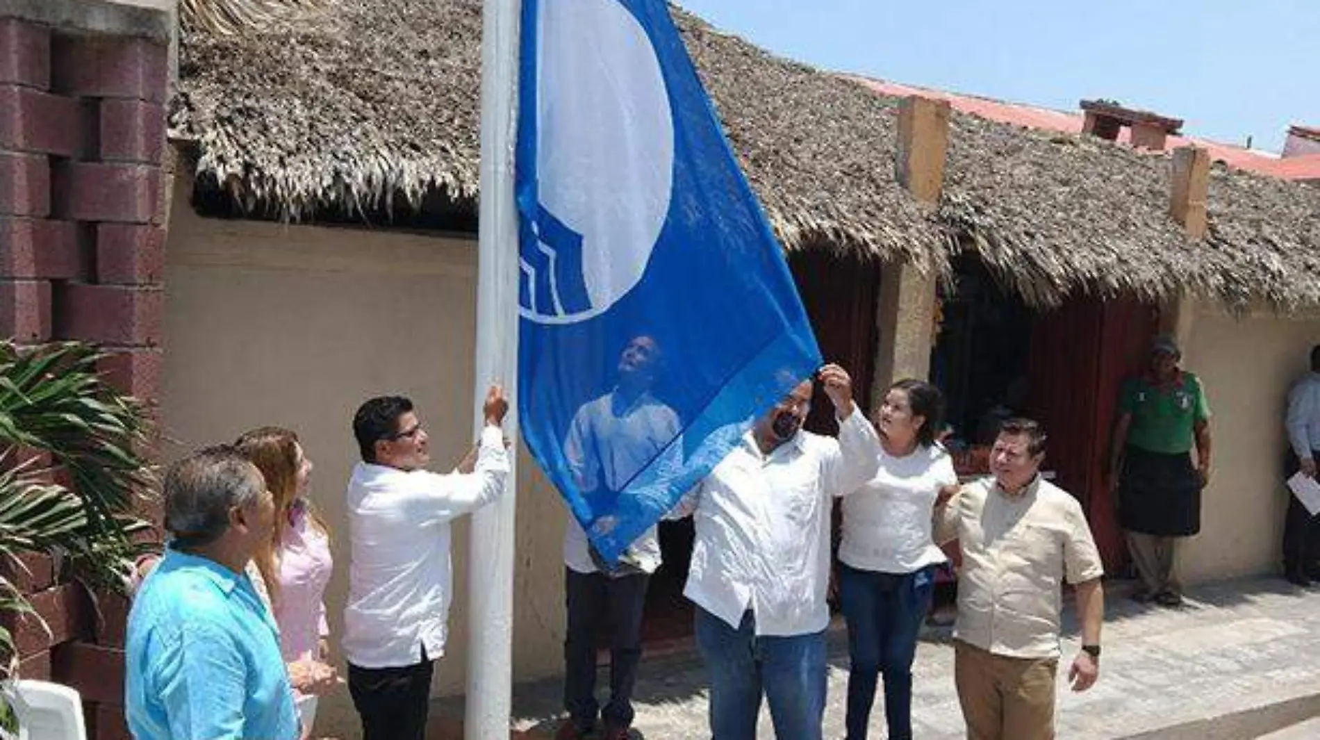 Blue flag en Zihuatanejo